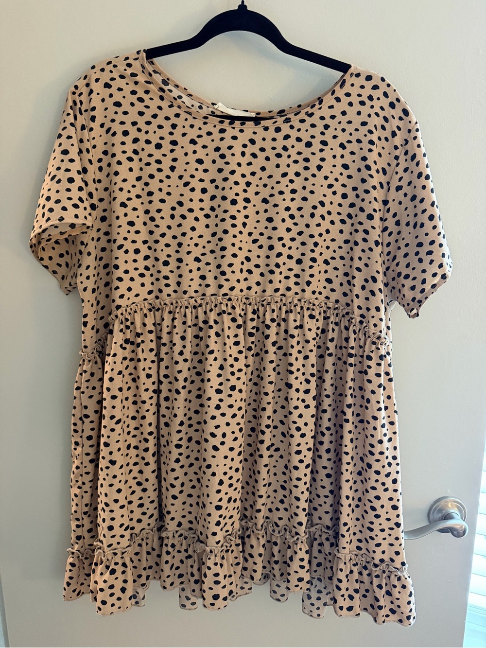 entro Beige & Black Polka Dot Ruffle Tiered Tunic